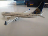 Continental Airlines 737-800  N37293 Gemini 1:400  (GJCOA743)