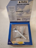 Delta Air Lines 777-200  N863DA Gemini 1:400 (GJDAL096A)
