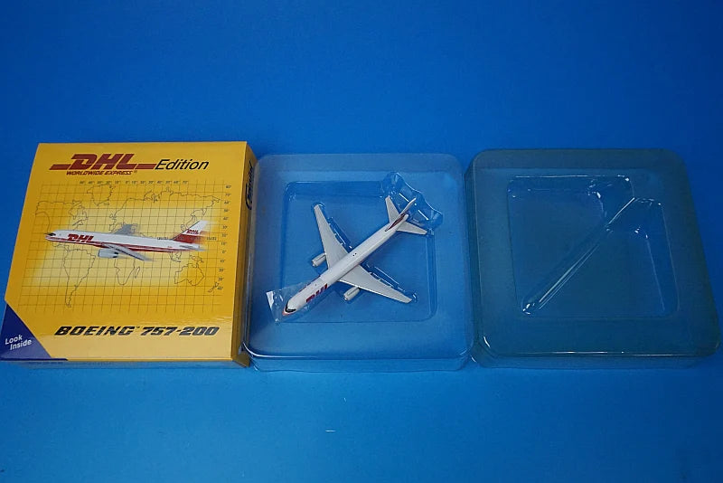 DHL 757 スケールモデル 1/200 ScaleModelStore.com :: JC Wings 1:200 - EW2752005 - DHL Air