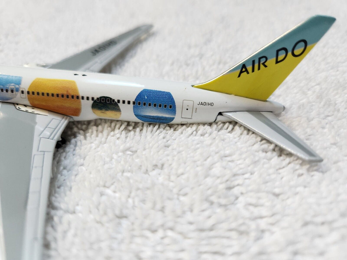 Hokkaido International Airlines 767-300 JAOIHD Gemini Jets 1:400