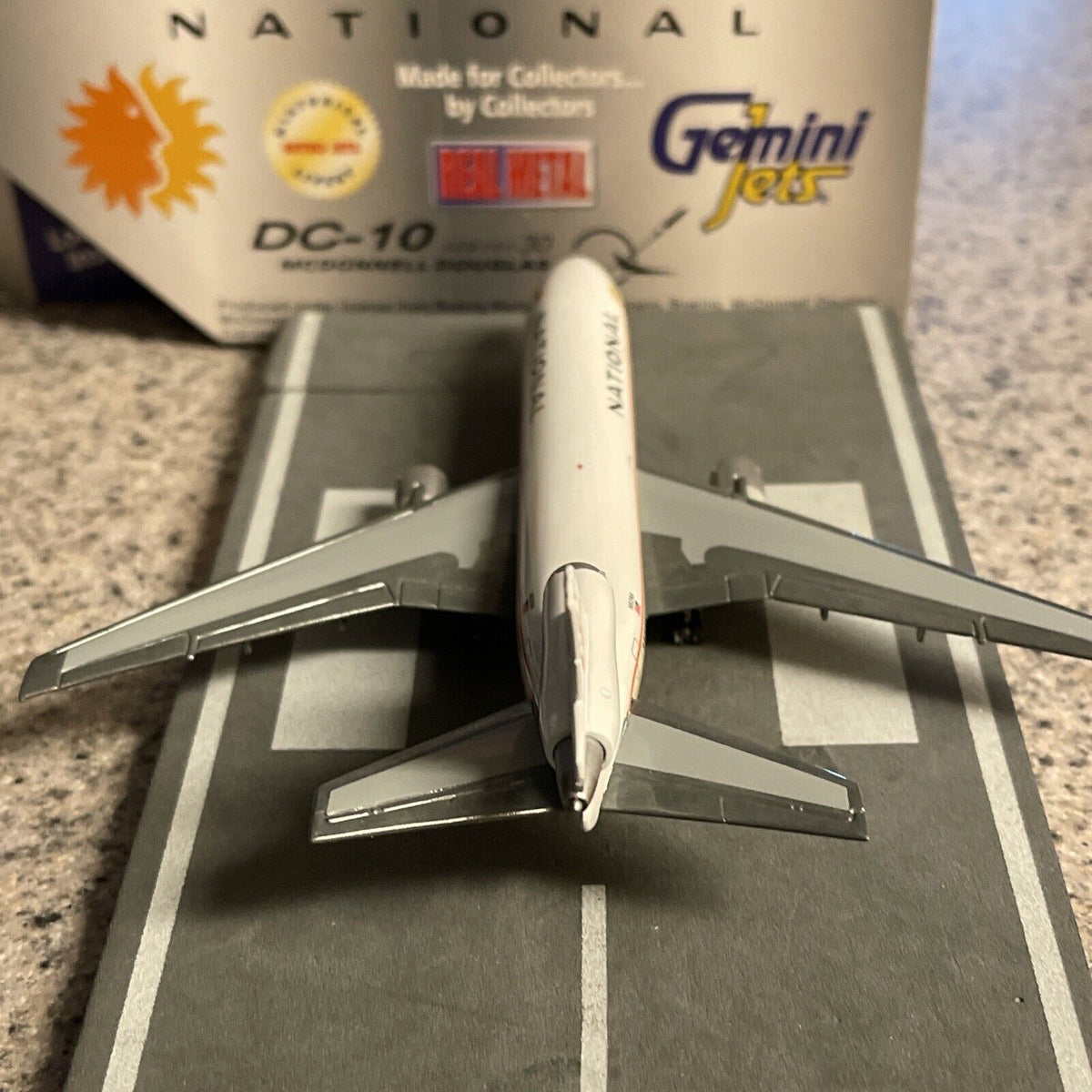 National Airlines DC-10-30 N82NA Scale 1/400 – Airline Employee Shop