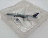 United Airlines 767-300 Battleship Gray Livery  N672UA  Gemini 1:400