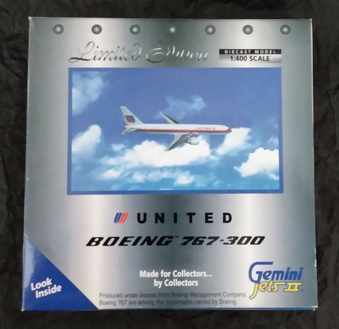 United Airlines 767-300ER Saul Bass Livery  N647UA  Gemini 1:400