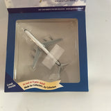 Universal Airlines DC-8-61  N803U  Scale 1:400