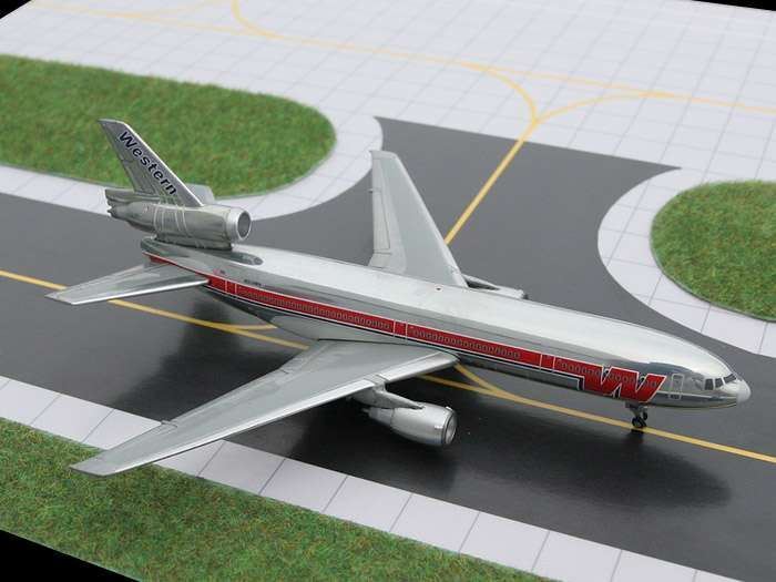 Western Airlines DC-10-10 N908WA Gemini 1:400