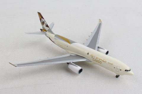 HERPA ETIHAD CARGO A330-200F 1/500 (**)