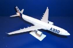 A330-300 AIRBUS HOUSE 1/200 (**)