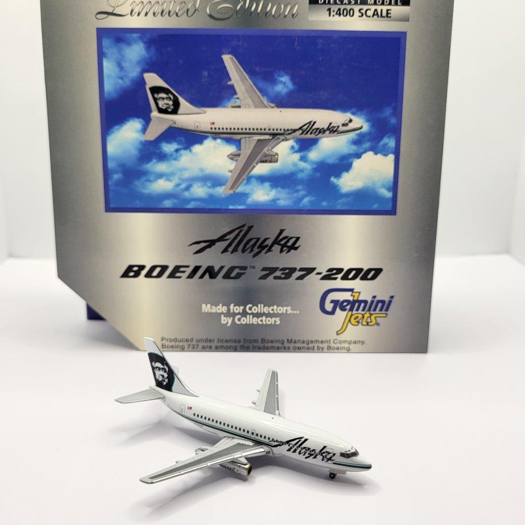 アラスカ航空 B737-700 限定版 GeminiJets 黒おじさん ☆アラスカ航空 B737-700 限定版 Gemini 黒おじさん - メルカリ