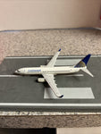 Continental Airlines 737-800  N37293  Scale 1:400