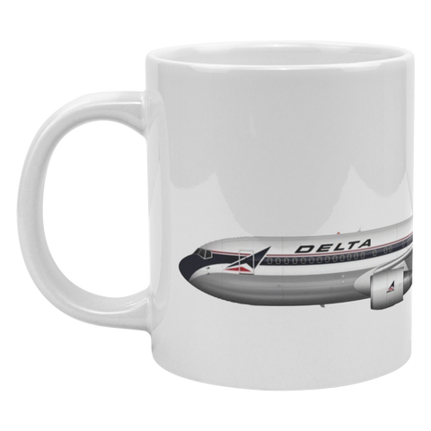 Delta_-_767_Old_Livery_Coffee_Mug_-_20_o_LH_Mockup.png