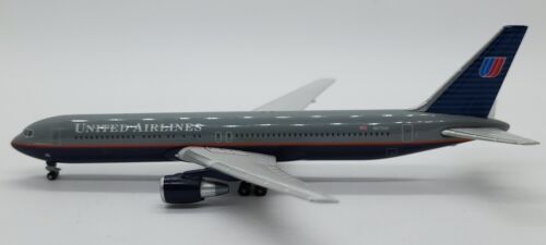 United Airlines 767-300 Battleship Gray Livery N672UA Gemini 1:400 ...