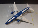 United Airlines 777-222 N775UA 1:400 Scale