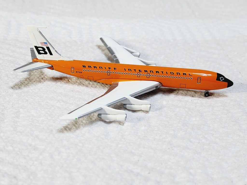 Braniff International 707-327 N7102 Gemini 1:400 – Airline