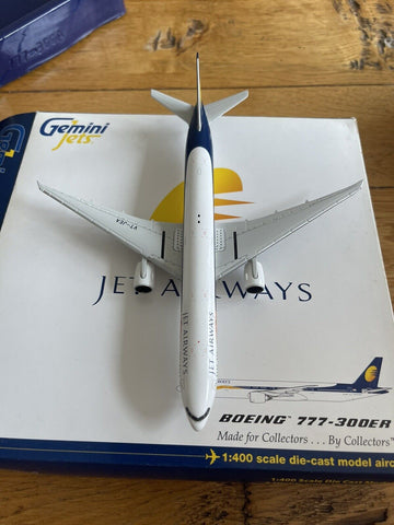 Gemini Jets 1:400 Diecast Air France Boeing 777-300ER F-GZNL
