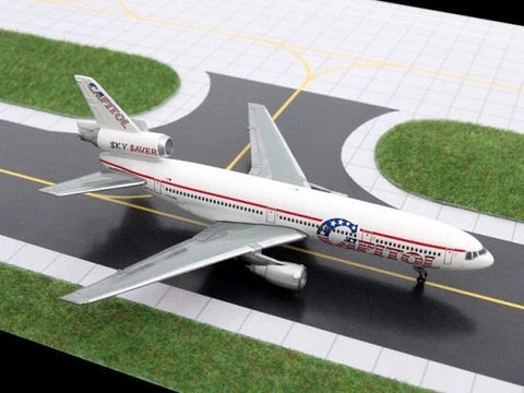 Capitol McDonnell Douglas DC-10-10 Sky Saver