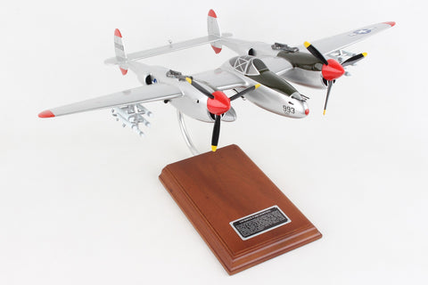 EXEC SER P-38J LIGHTNING 1/32 BONG/MARGE (AP38B)