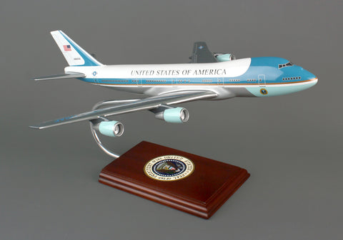 EXEC SER VC25 B747-200 AIR FORCE ONE 1/144 (CVC25)