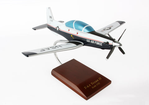 EXEC SER T-6A TEXAN II USAF 1/32 (AT06AYTR)