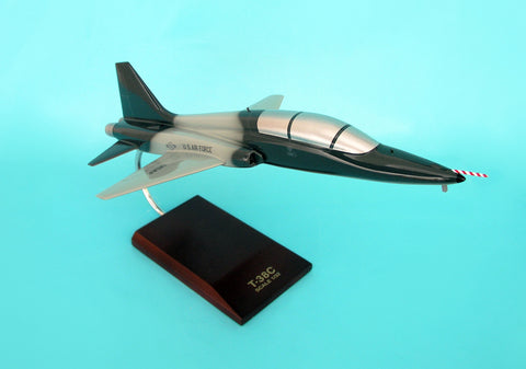 EXEC SER T-38C TALON 1/32 (CT38T)