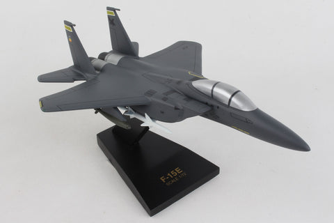 EXEC SER F-15E STRIKE EAGLE 1/72 (CF015ETR)