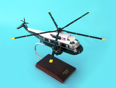 EXEC SER VH-3D USMC PRESIDENTIAL SEAKING 1/48 (HVH3DT)