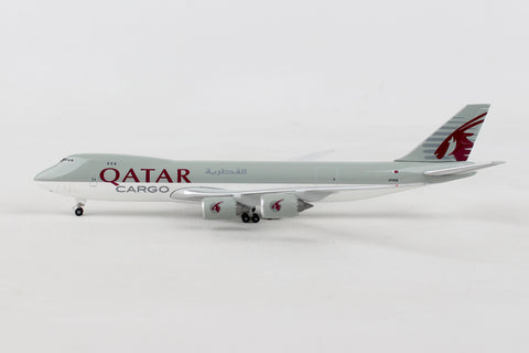 HERPA QATAR CARGO 747-8F 1/500 (**)