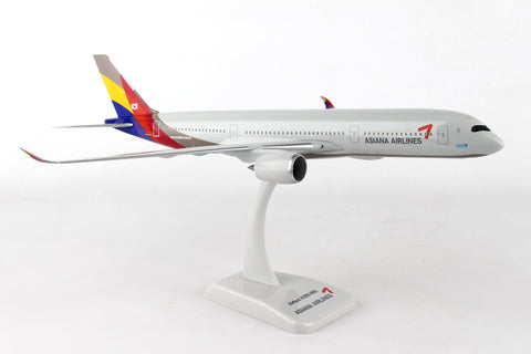 HOGAN ASIANA A350-900 1/200 W/GEAR REG#HL8078