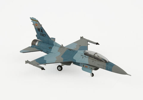 HOGAN USAF F-16D BLK52P NELLIS AFB 1/200 GOMERS