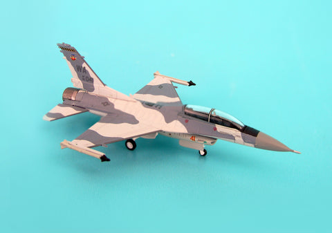 HOGAN USAF F-16D BLK 32C NELLIS AFB 1/200 GOMERS WA041