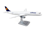 HOGAN LUFTHANSA A321 1/200 NO GEAR REG#D-AISV