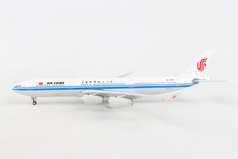 PHOENIX AIR CHINA A340-300 1/400 REG#B-2390 OLD LIVERY FLAG