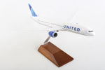 SKYMARKS UNITED 787-10 1/200 W/WOOD STAND NEW LIVERY 2019